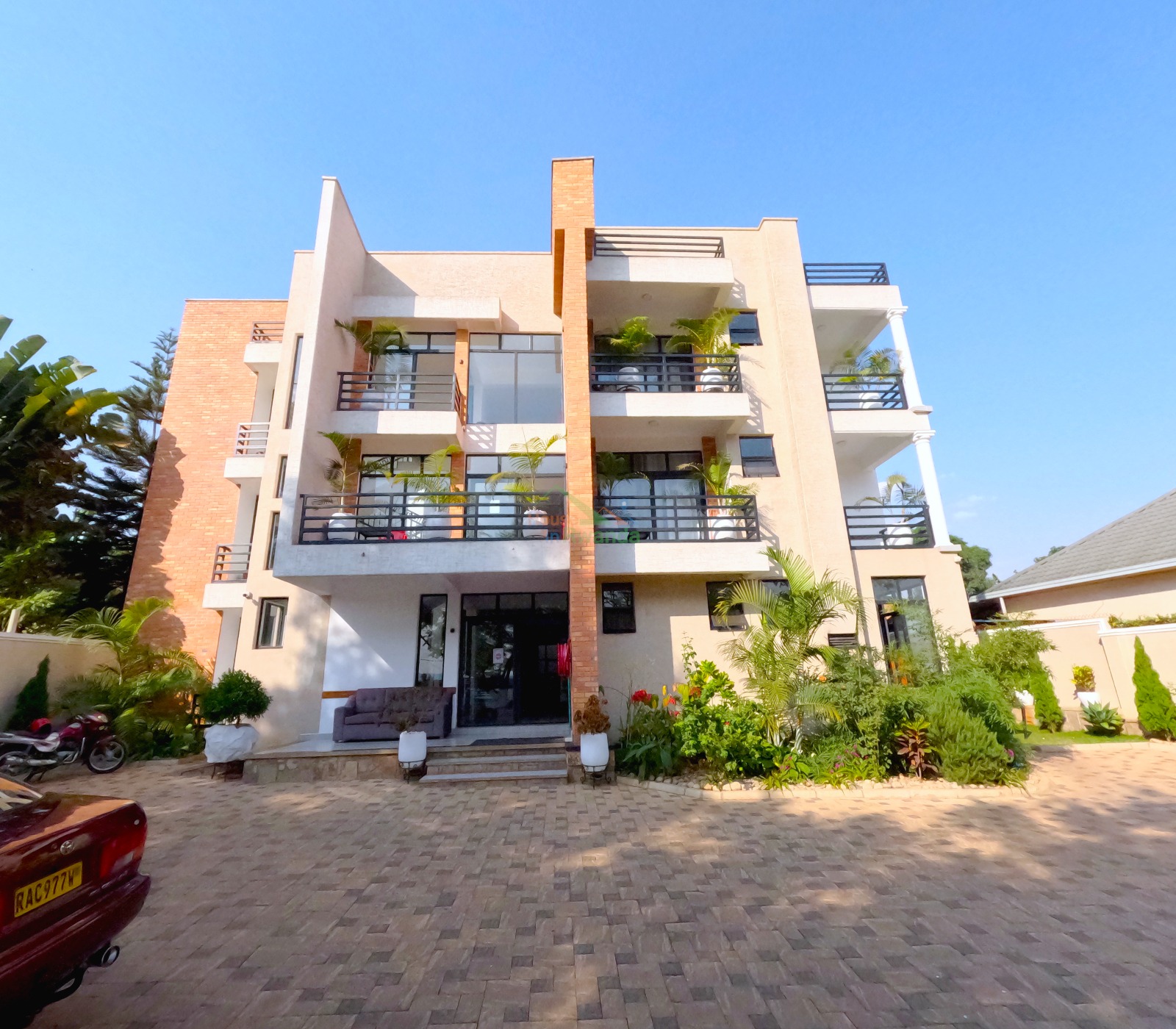 DT Ten Apartment